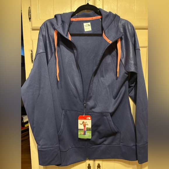 The North Face size L hoodie NEW NWT - Picture 6 of 6